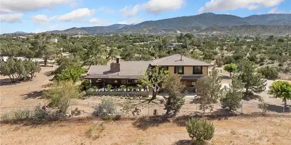 984 Pinon Road