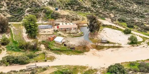 44000 Sandstone Road