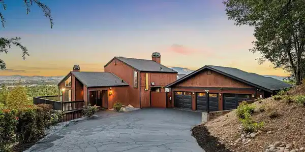 15 Surmont Ct