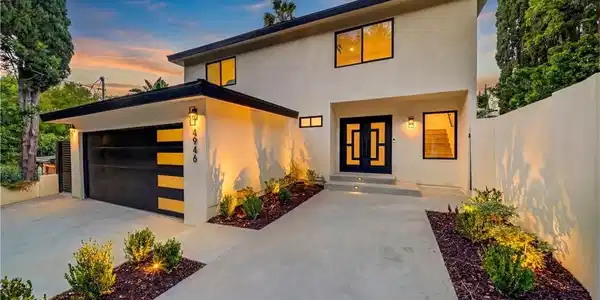 4946 Llano