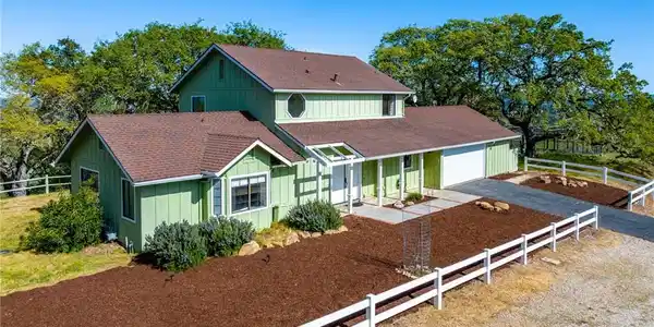 10870 Santa Ana