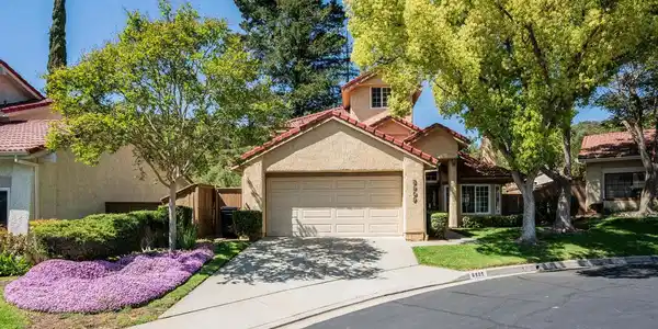 6909 Pala Mesa Drive