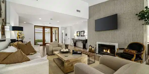 44848 Oro Grande Circle