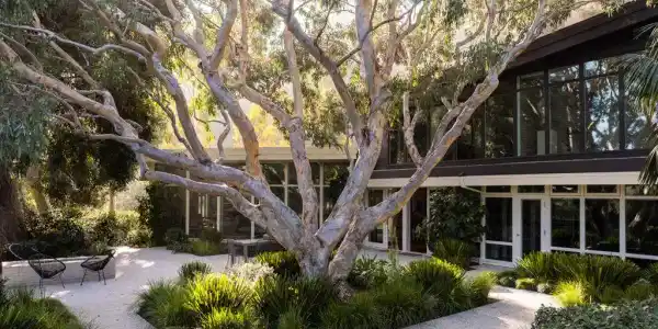 2179 Mandeville Canyon Road