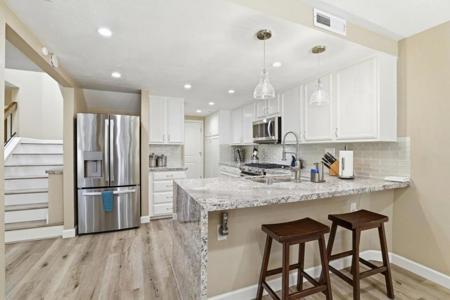 1919 Mountain Creek Court