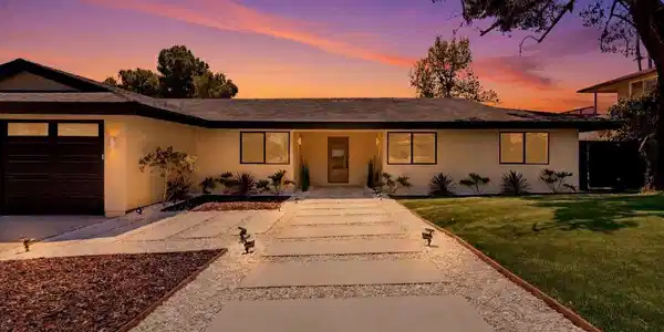 4222 Helix Del Sur