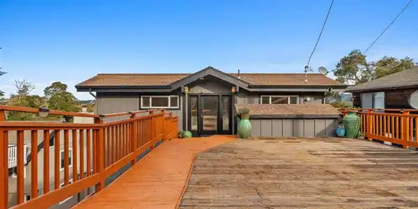 803 Cresta Vista Way