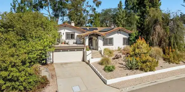 10512 Moon View Way