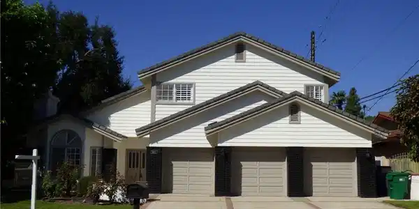 1011 Rodeo Road