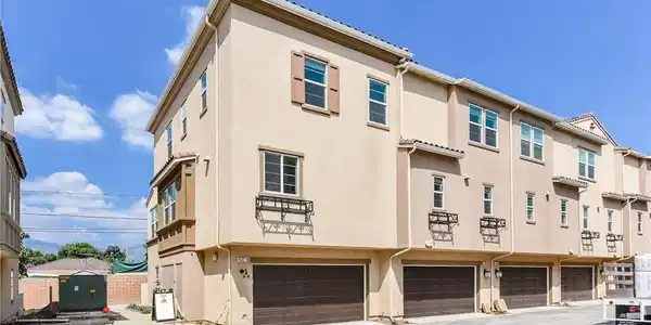 4337 Maple Lane