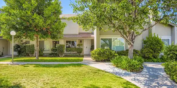 5059 La Cuenta Dr