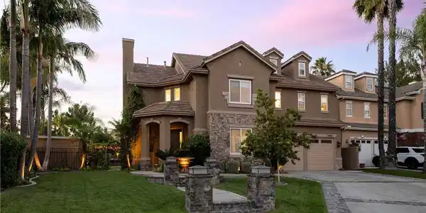 23449 Sandstone