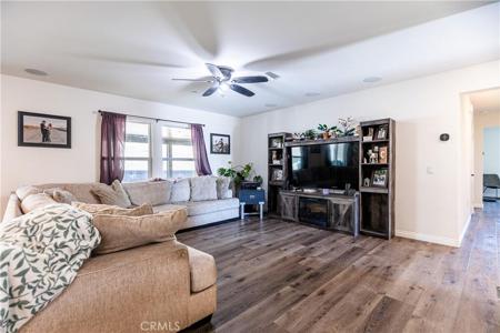 16664 Hawks Hill