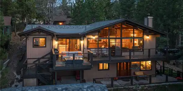752 Cove Drive