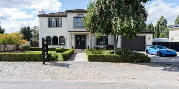 373 Linden Way