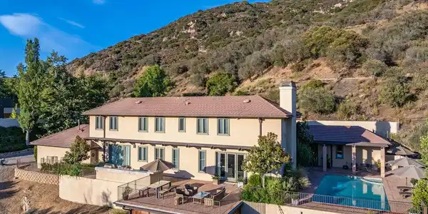 1045 Cold Canyon Road