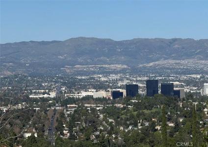 3300 N Topanga Canyon Blvd