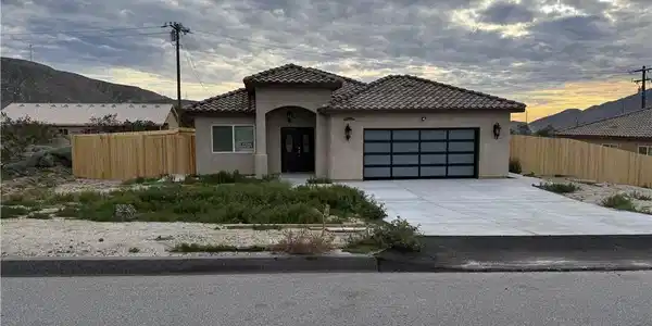 13442 Cholla