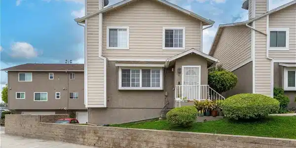 15069 Mulberry