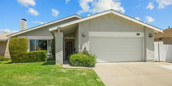 3989 E Frandon Court