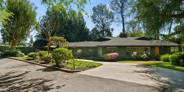 4902 Alta Canyada Road