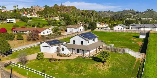 3024 Gopher Canyon Rd