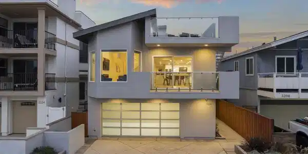 3216 Ocean Drive
