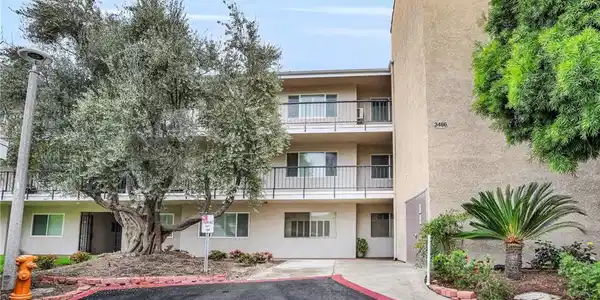 3486 Bahia Blanca West