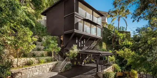 1782 Viewmont Drive