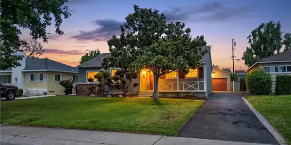 622 W Harvard