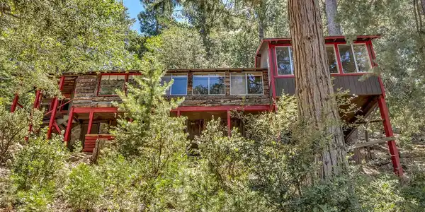 52751 Fernland Drive