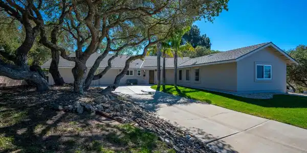 4473 Greenbrier Road