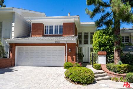 12555 The Vista