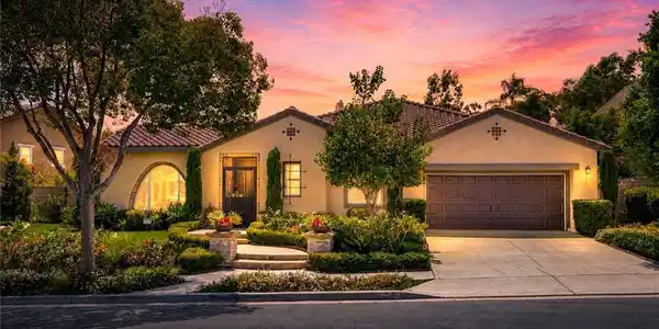 1254 Duxbury Circle