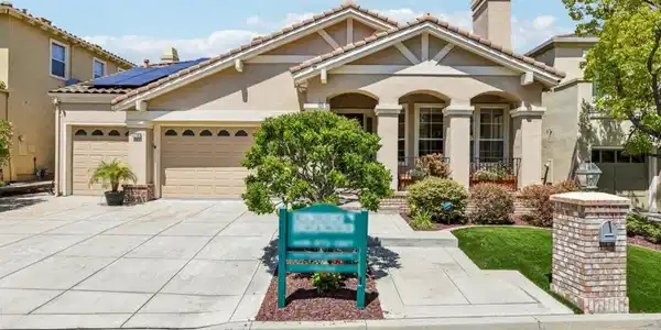 5238 Saint Annes Court