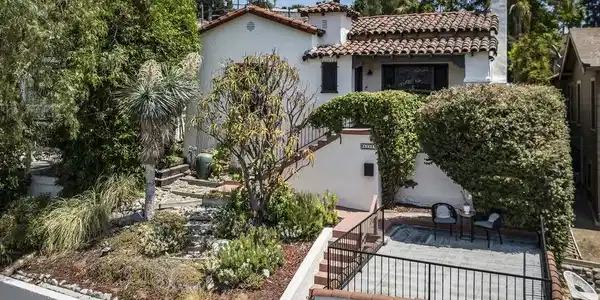 6105 Mount Angelus Drive