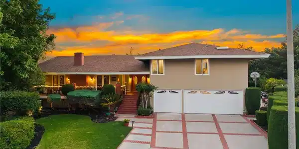 1481 Kensington Drive