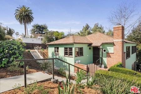 2601 Adelbert Avenue
