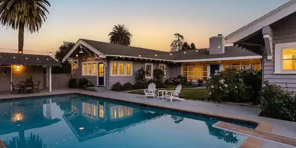301 E Virginia Terrace