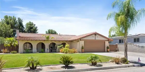 33127 Camelot Drive