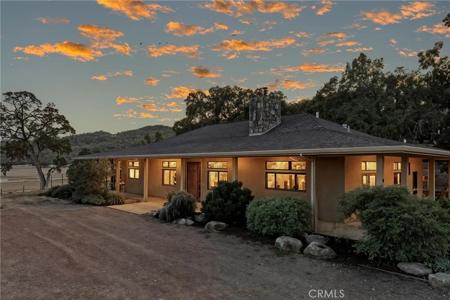 17205 Black Oak Hill