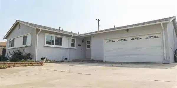 958 E Flora Street