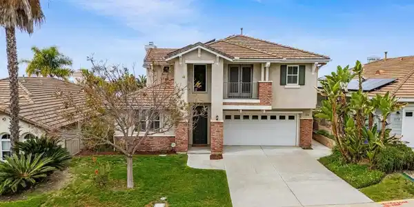 1574 Loma Alta