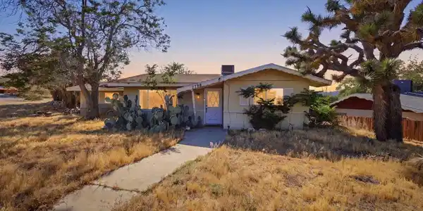 7798 Acoma Trail