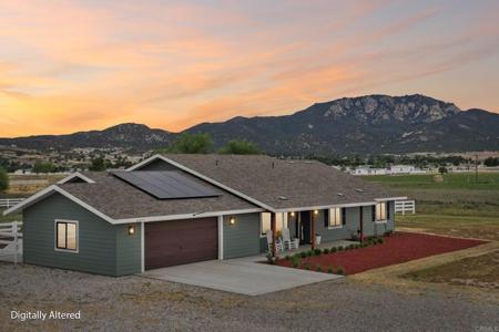 41879 Indian Hill Trail
