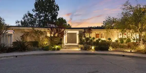8410 Edwin Drive
