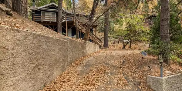 1993 Willow Drive