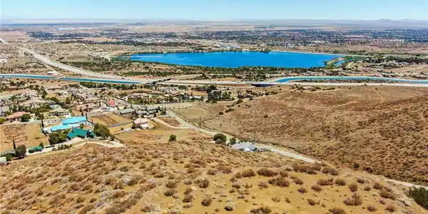 0 Mccoy Ranch Rd & Tierra Subida