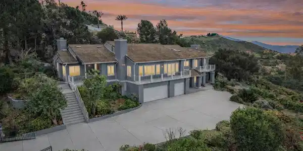 1240 Vista Sierra Drive