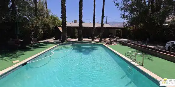 1339 E Camino Amapola